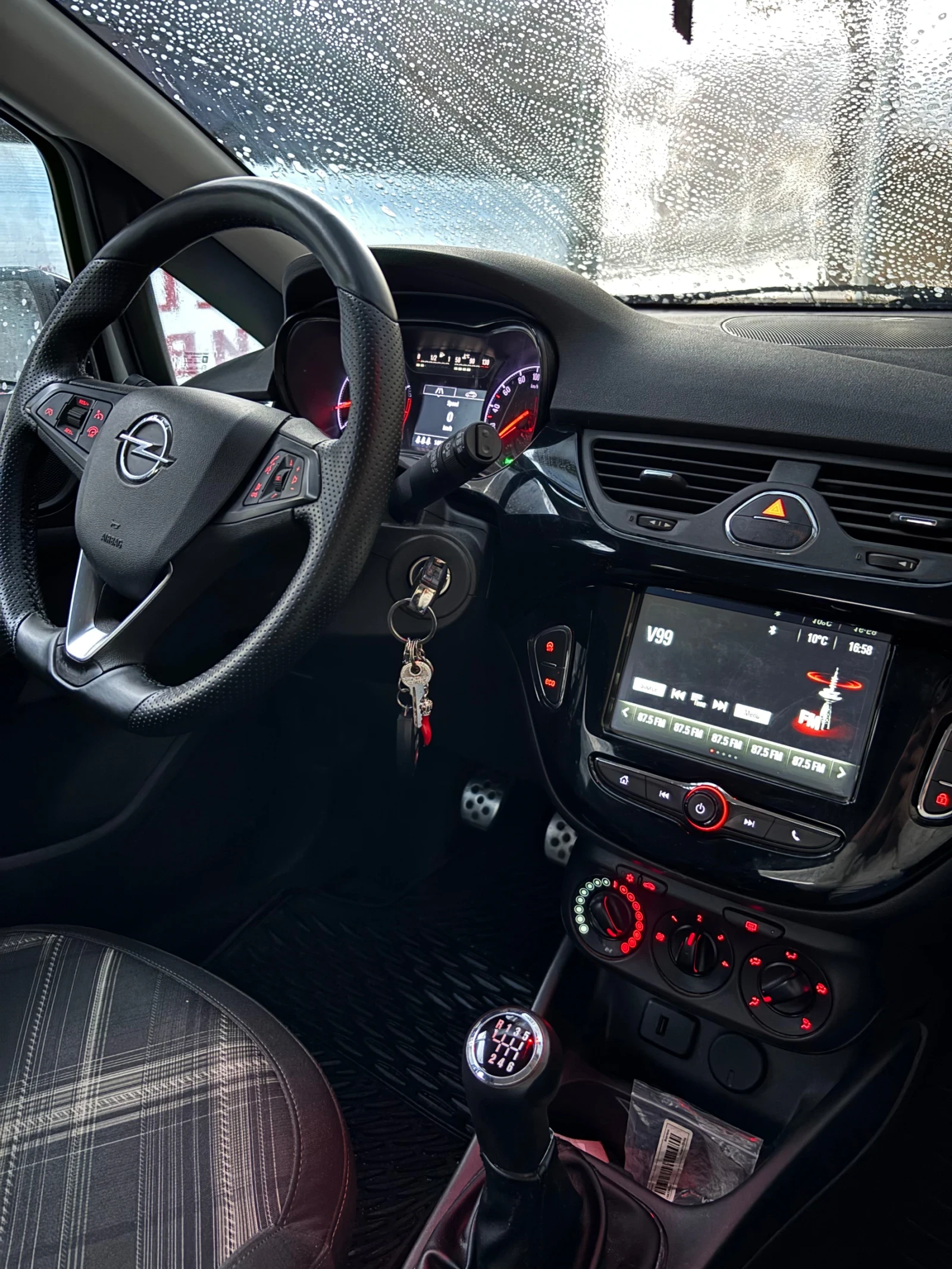 Opel Corsa E, снимка 8 - Автомобили и джипове - 56654178