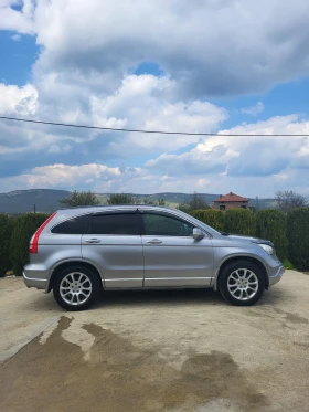 Honda Cr-v 2.2 C-DTI 140 к.с. 4x4 PANORAMA/ FULL, снимка 4