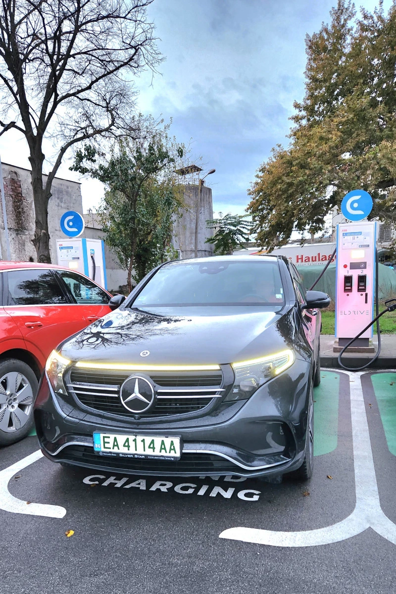 Mercedes-Benz EQC AMG, снимка 7 - Автомобили и джипове - 47133623