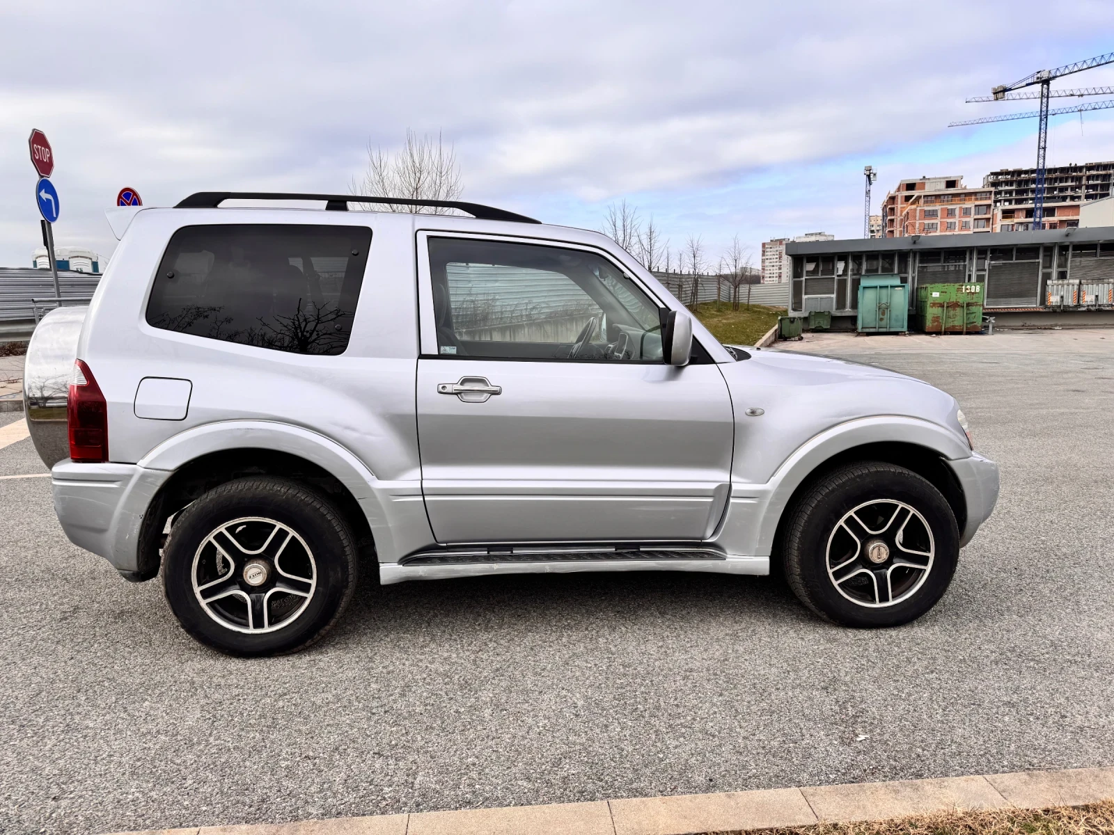 Mitsubishi Pajero 3.2Di-D Automatic рециклирана помпа - изображение 3