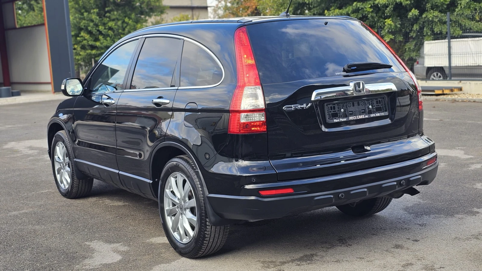 Honda Cr-v 2.2i-DTEC 4x4 6SP FACE IT-ИСТОРИЯ-ТОП СЪСТ.-ЛИЗИНГ - изображение 4