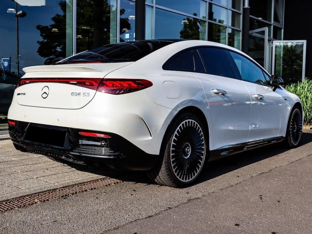 Mercedes-Benz EQE 53 AMG 4-MATIC HYPESCREEN PANORAMA BURMESTER  - изображение 4