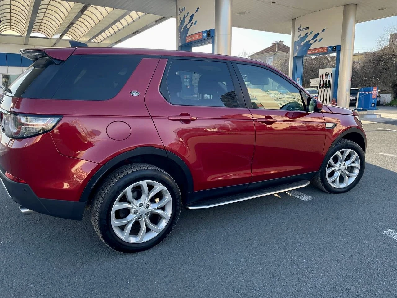 Land Rover Discovery Sport  2.0 Diesel 180 avtomat , снимка 4 - Автомобили и джипове - 53819915