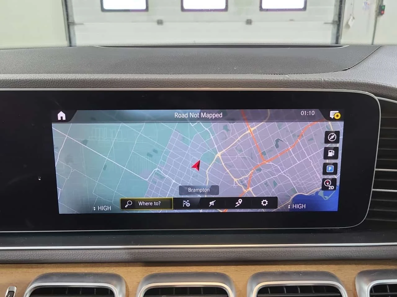 Mercedes-Benz GLS 450  /DISTRONIC/360/BURMESTER/CARFAX/PANO/NAVI , снимка 11 - Автомобили и джипове - 54185734