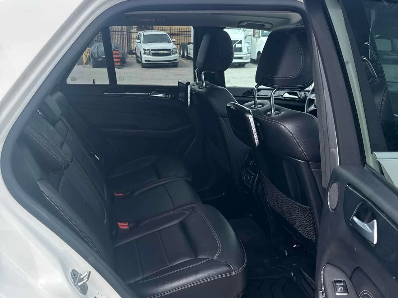 Mercedes-Benz ML 350 BlueTEC  CARFAX, снимка 13 - Автомобили и джипове - 54209050