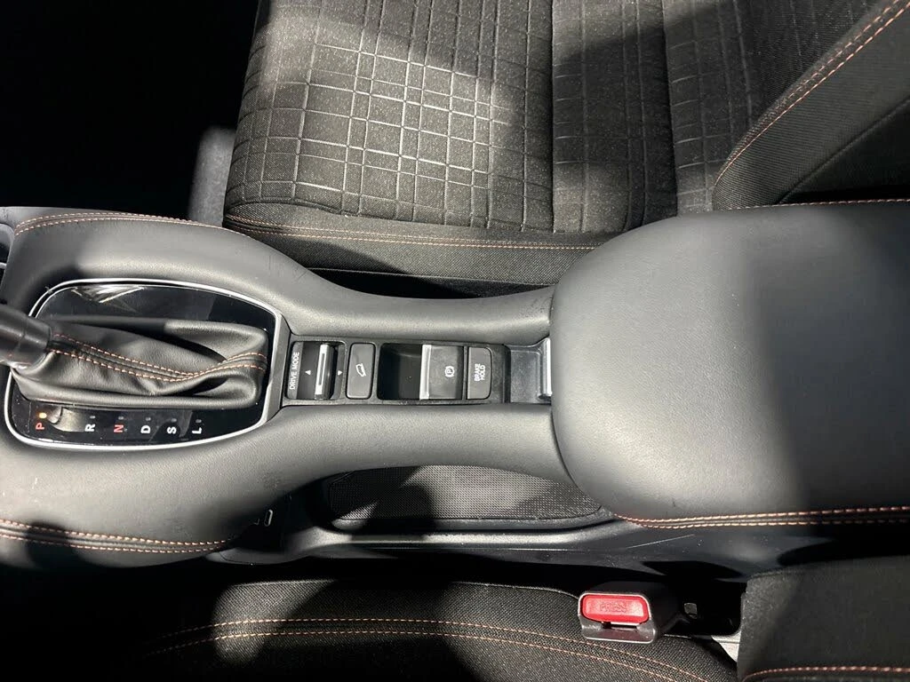 Honda Hr-v Sport AWD, снимка 13 - Автомобили и джипове - 54366604