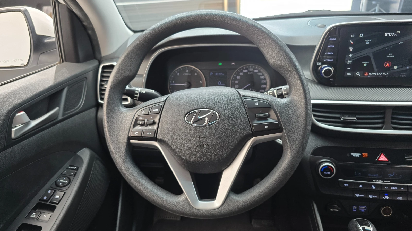 Hyundai Tucson, снимка 12 - Автомобили и джипове - 54962319