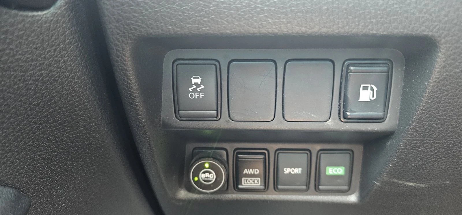 Nissan X-trail ROGUE 2.5 4x4, снимка 11 - Автомобили и джипове - 55100854