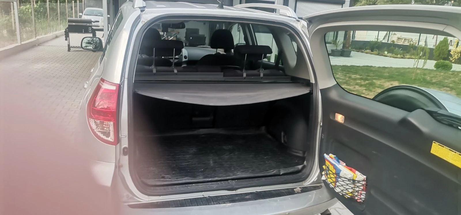 Toyota Rav4, снимка 10 - Автомобили и джипове - 55331869