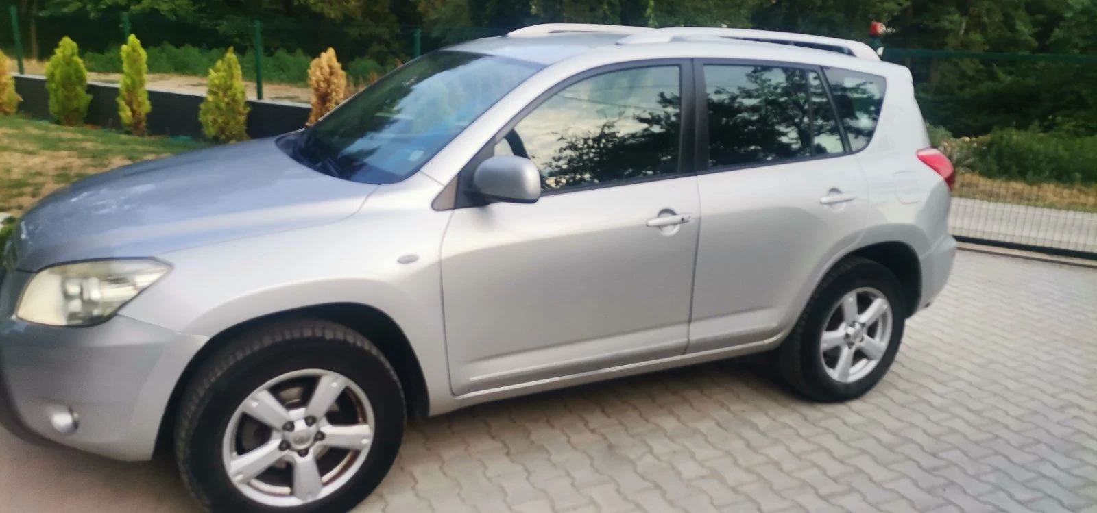 Toyota Rav4, снимка 3 - Автомобили и джипове - 55331869