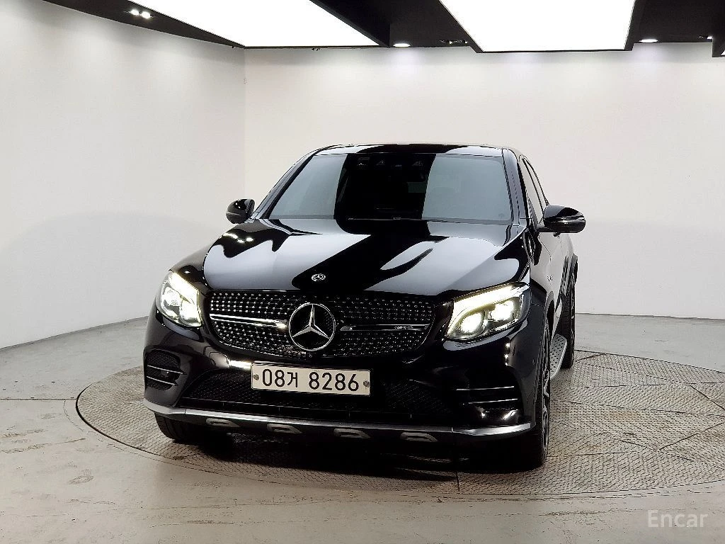 Mercedes-Benz GLC 43 AMG COUPE* BURMESTER* ХЕДЪП* 360КАМЕРА* ДИСТРОНИК* , снимка 3 - Автомобили и джипове - 55559502