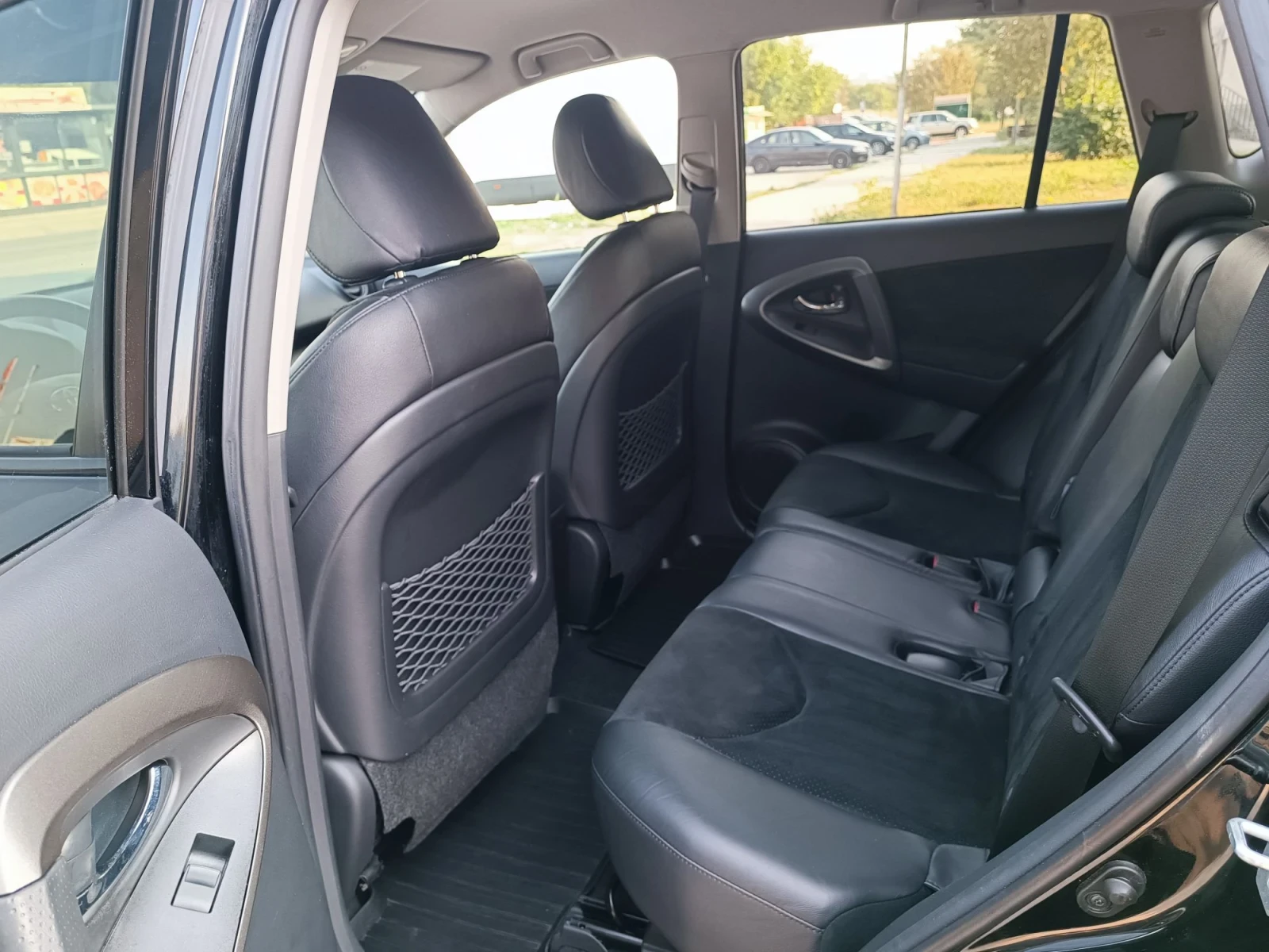 Toyota Rav4 2.0i-158кс-ШВЕЙЦАРИЯ-АВТОМАТ-4Х4-FACELIFT-NAVI, снимка 11 - Автомобили и джипове - 55713093