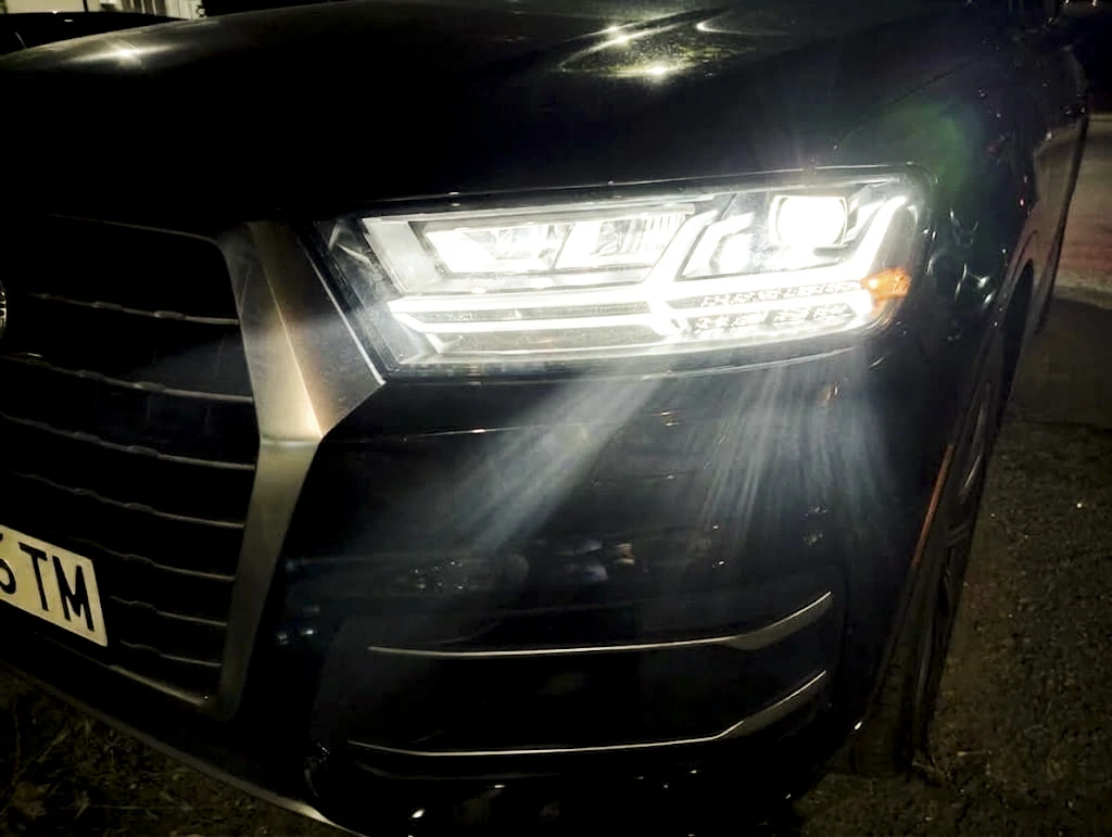 Audi Q7, снимка 15 - Автомобили и джипове - 55973527