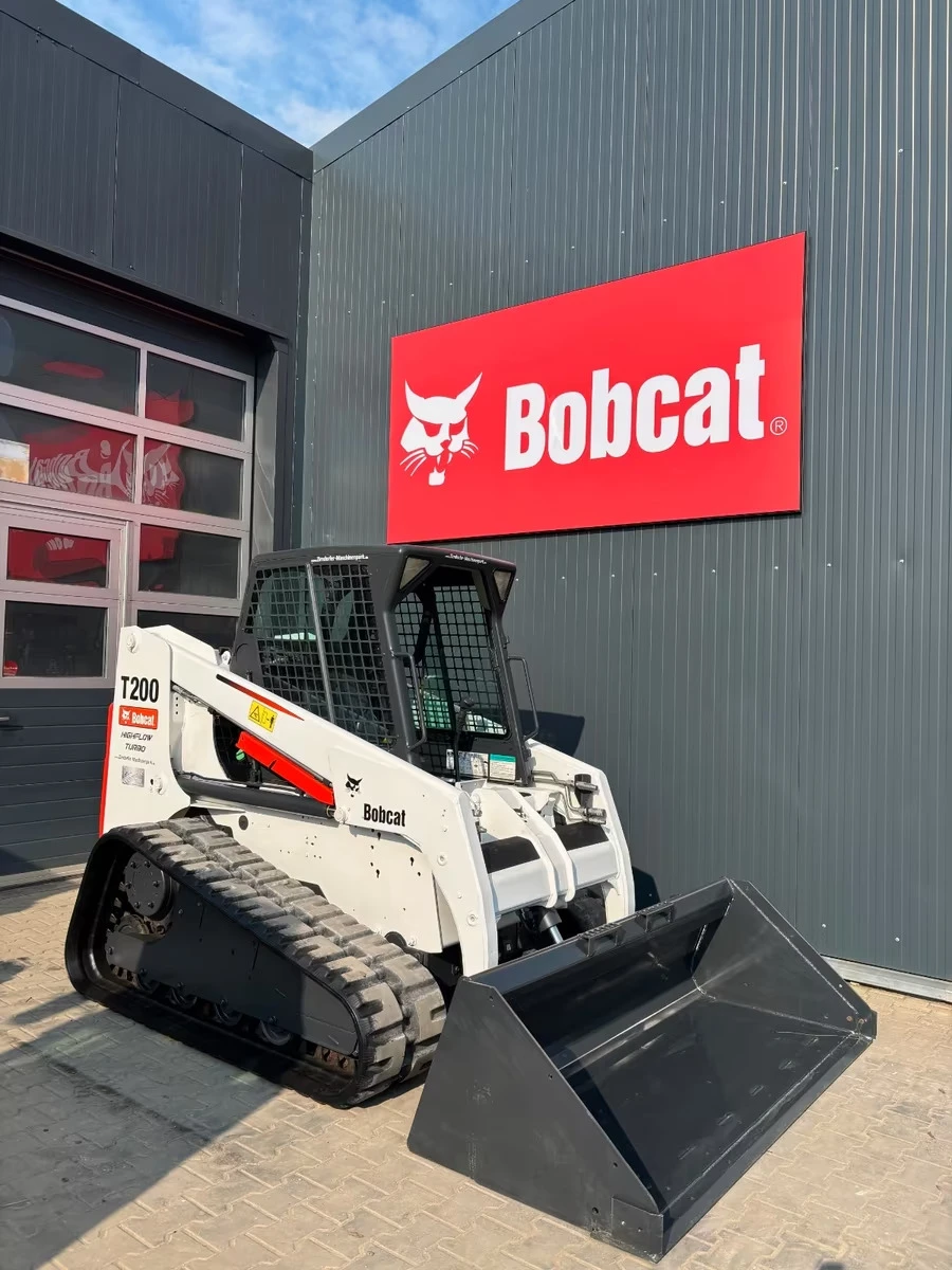 Мини челни товарачи Bobcat
