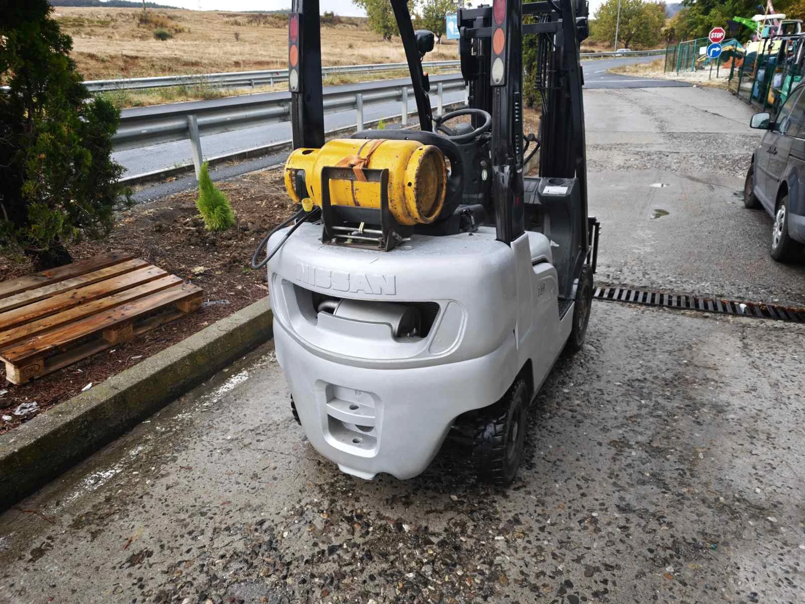 ������� Nissan 1, 8 ��� ���������� | Mobile.bg � ����������� 2