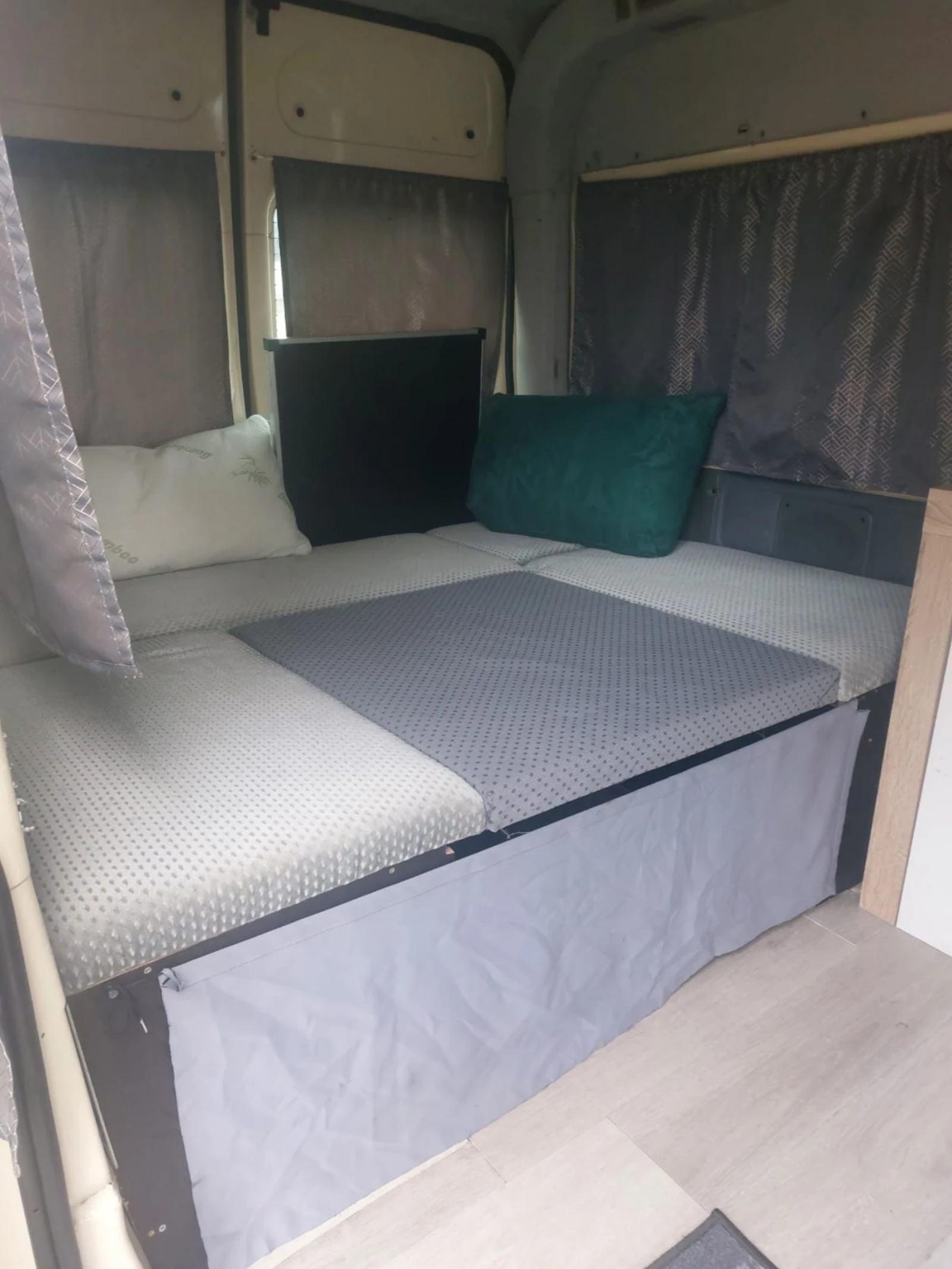 Кемпер Ford Transit Германия , снимка 9 - Каравани и кемпери - 54449063