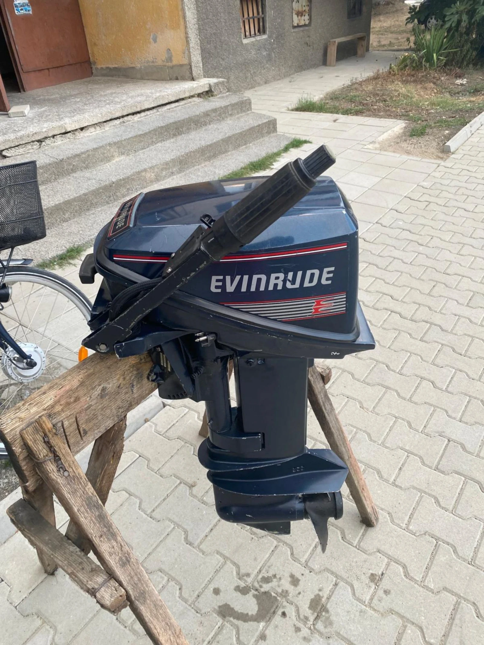   Evinrude 15 | Mobile.bg   2