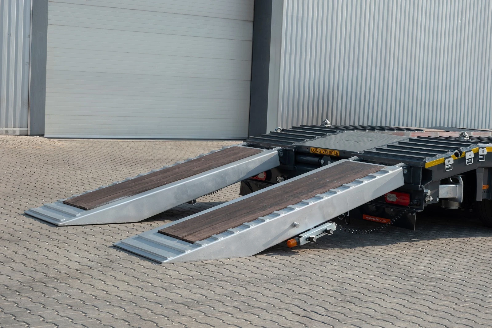   3 , 4  5  | Mobile.bg   16