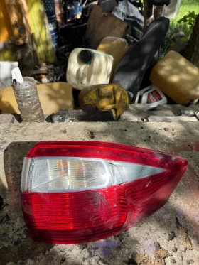 Ford C-Max външен десен стоп 2011-2016г, снимка 1