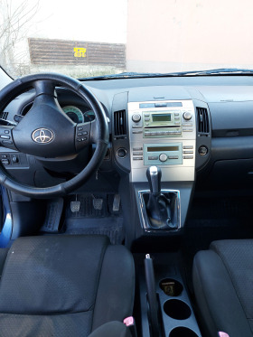 Toyota Corolla verso 1.8 VVT-I | Mobile.bg   10