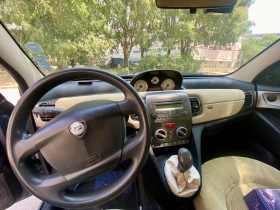 Обява за продажба на Lancia Ypsilon 1.4 16v ~2 500 лв. - изображение 8