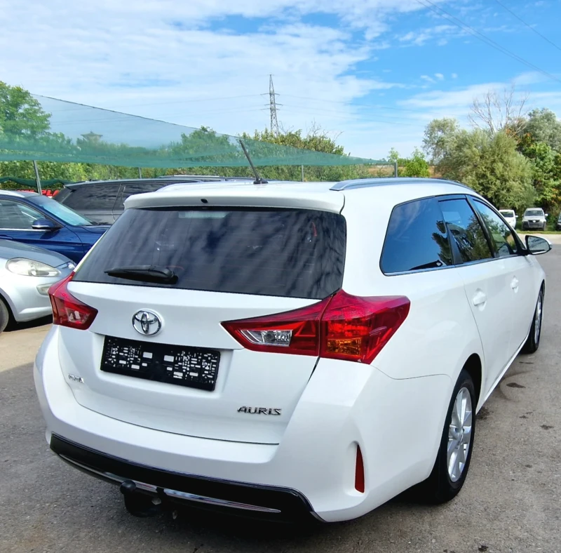 Toyota Auris 1.4TDI/UNIKAT/NOV, снимка 5 - Автомобили и джипове - 47231713