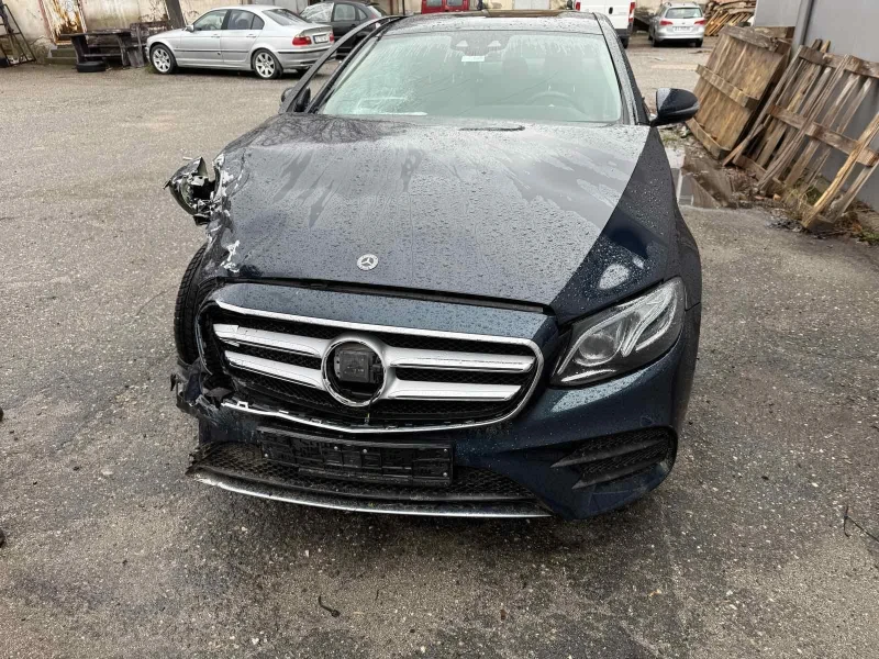 Mercedes-Benz E 350, снимка 2 - Автомобили и джипове - 48683572