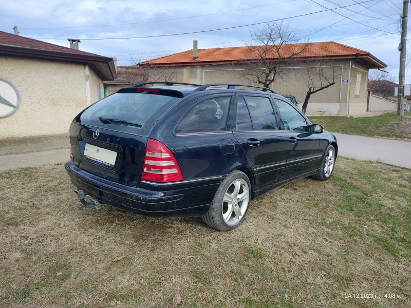 Mercedes-Benz C 320, снимка 3 - Автомобили и джипове - 52583492
