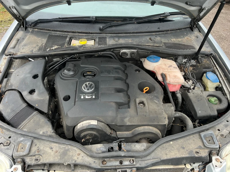 VW Passat 1.9 tdi, снимка 8 - Автомобили и джипове - 51978222