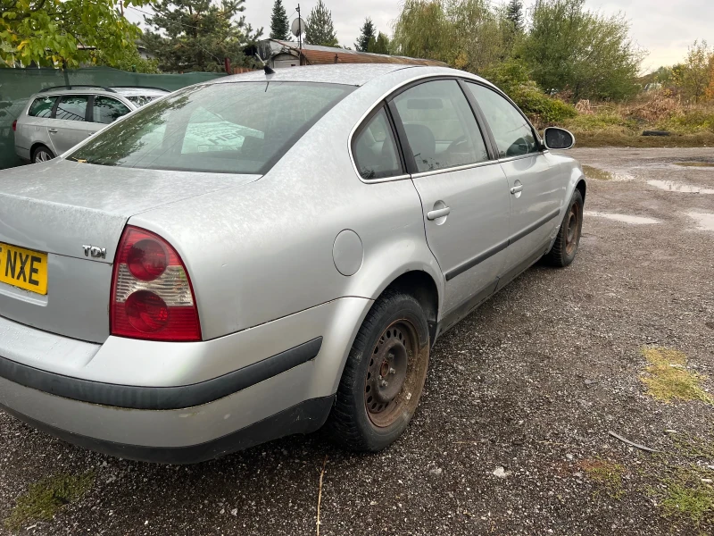 VW Passat 1.9 tdi, снимка 7 - Автомобили и джипове - 51978222