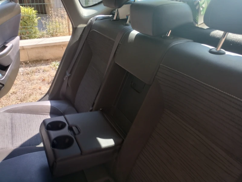 Opel Astra, снимка 8 - Автомобили и джипове - 52185616