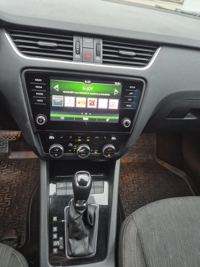 Skoda Octavia 1.5TSI 7 DSG G-TEC, снимка 9 - Автомобили и джипове - 52654151