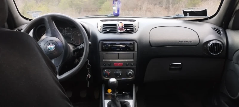Alfa Romeo 147, снимка 5 - Автомобили и джипове - 52686229