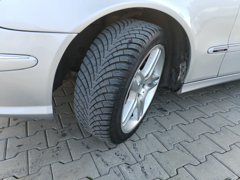 Mercedes-Benz E 320 E320 AMG  пакет Газ, снимка 8 - Автомобили и джипове - 52814917