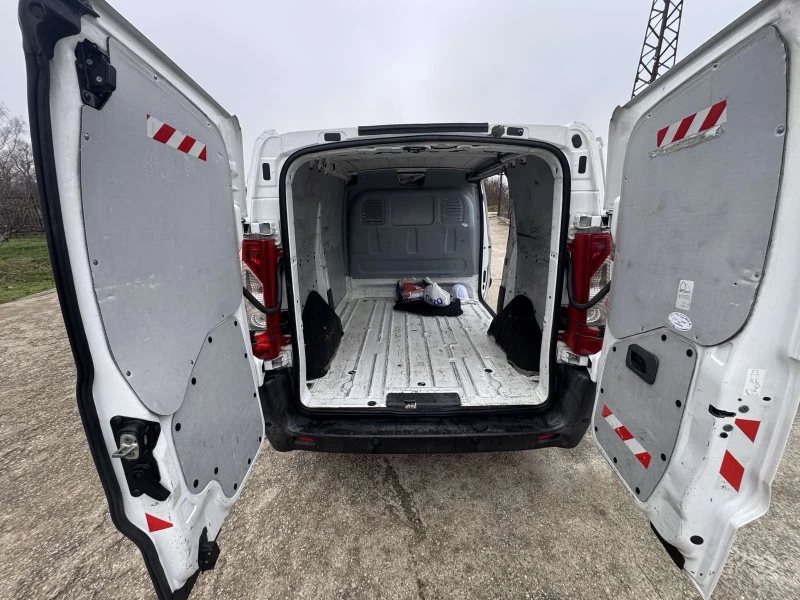 Citroen Jumpy 2.0HDI 120к.с., снимка 12 - Автомобили и джипове - 53141312