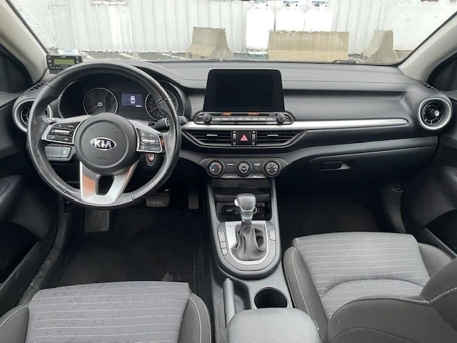 Kia Forte * LX * CARFAX *    | Mobile.bg   9