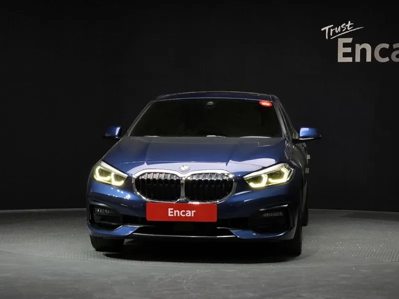 BMW 118 D Sports, снимка 3 - Автомобили и джипове - 56162243