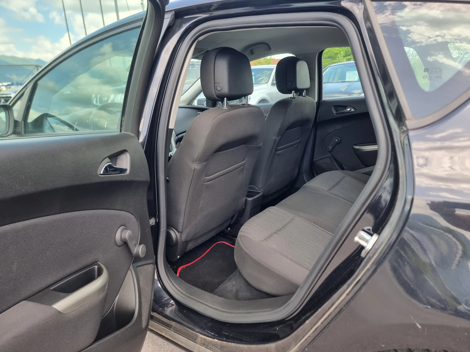 Opel Astra 1.7CTDI , снимка 10 - Автомобили и джипове - 49728617