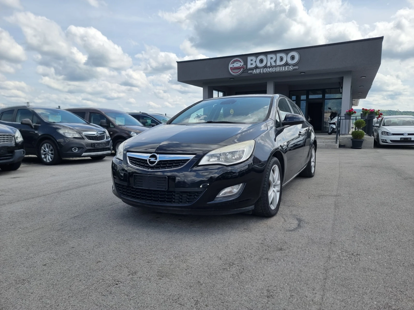 Opel Astra 1.7CTDI , снимка 2 - Автомобили и джипове - 49728617
