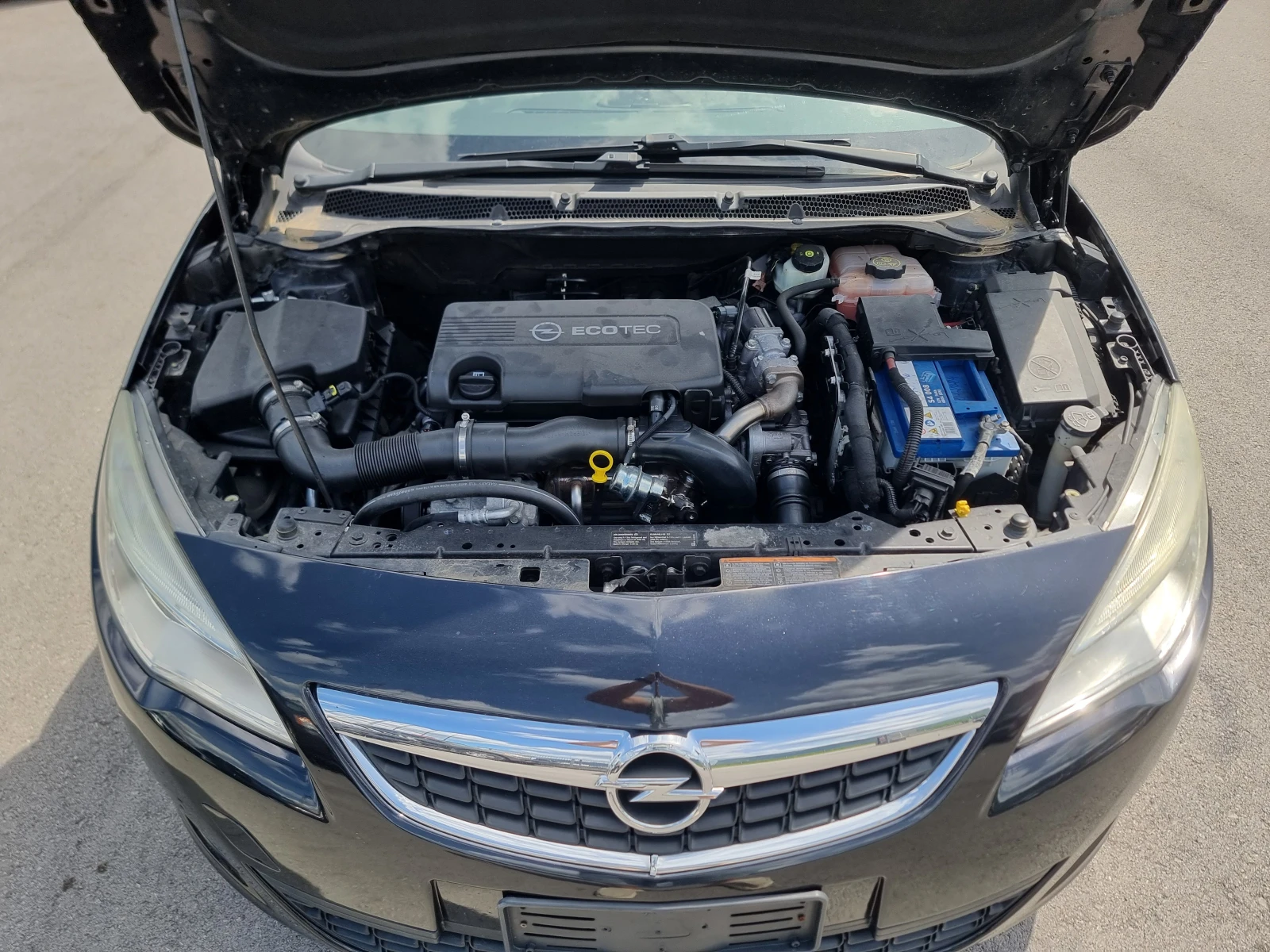 Opel Astra 1.7CTDI , снимка 16 - Автомобили и джипове - 49728617