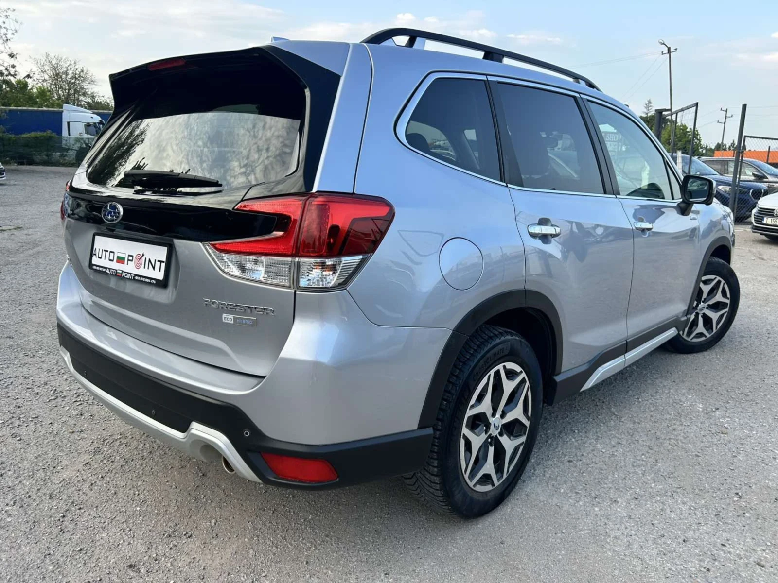 Subaru Forester E-BOXER * CVT8 * DUAL CAMERA * PANORAMA * FULL *  - изображение 4