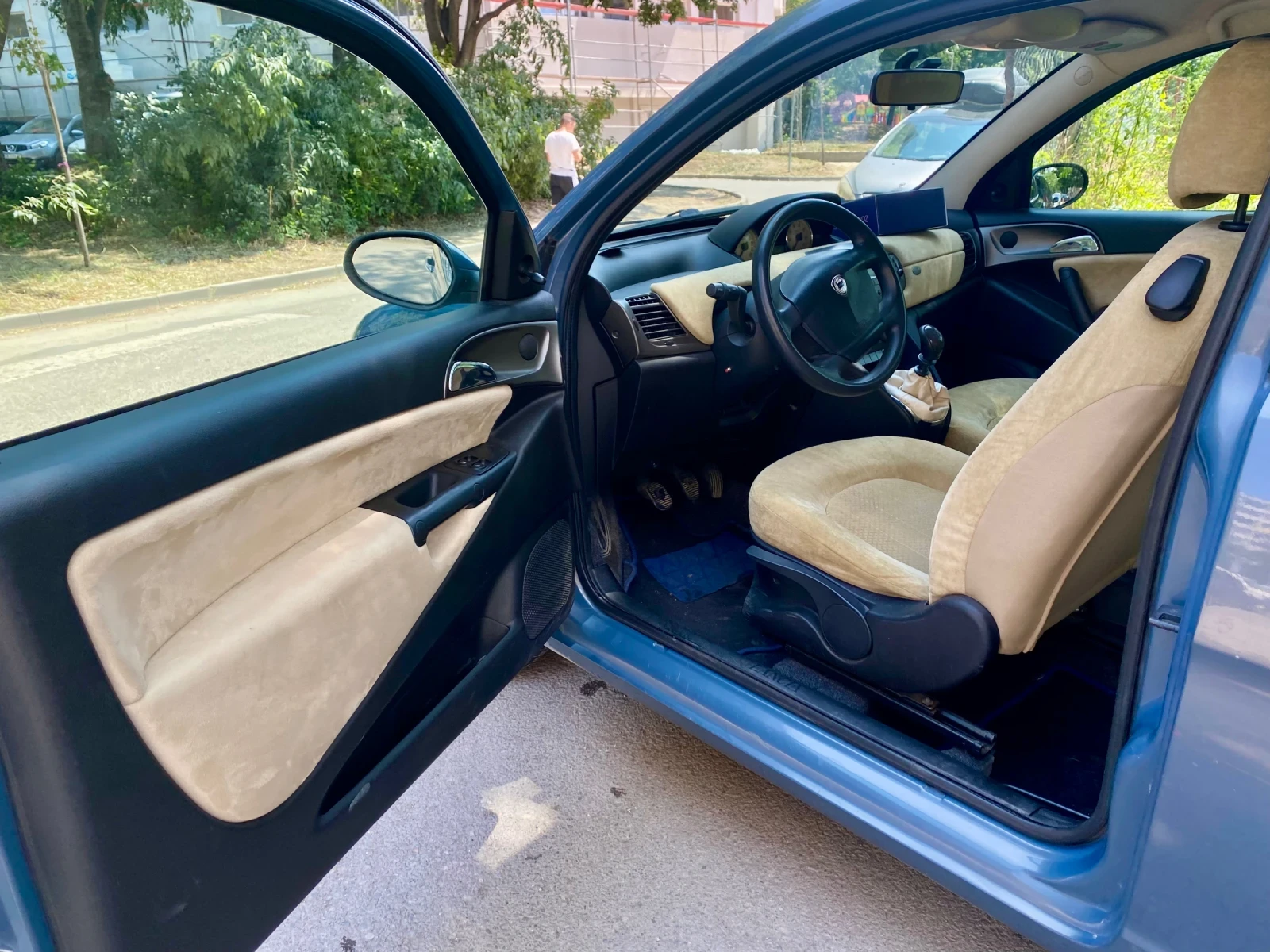 Lancia Ypsilon 1.4 16v - изображение 5