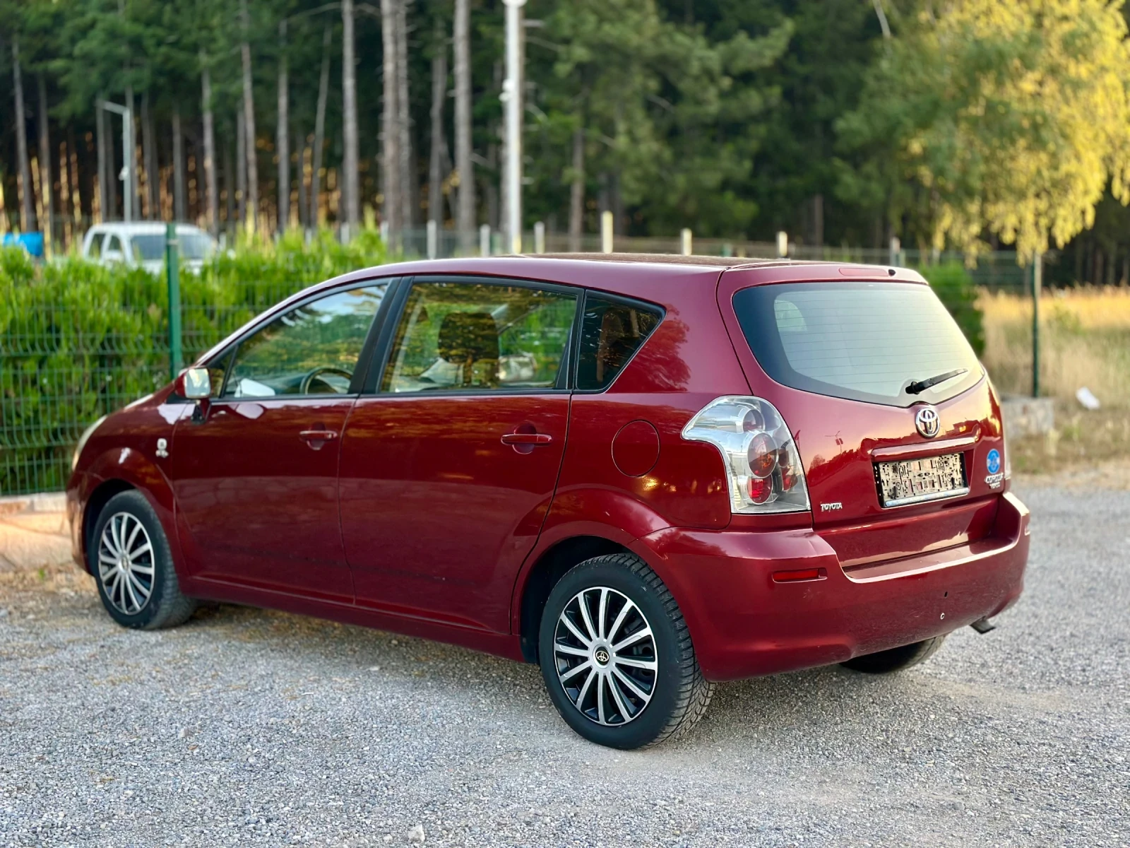 Toyota Corolla verso 2.0 D4D  /7 места/ - изображение 5