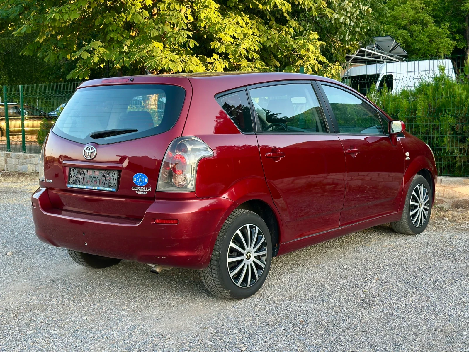 Toyota Corolla verso 2.0 D4D  /7 места/ - изображение 4