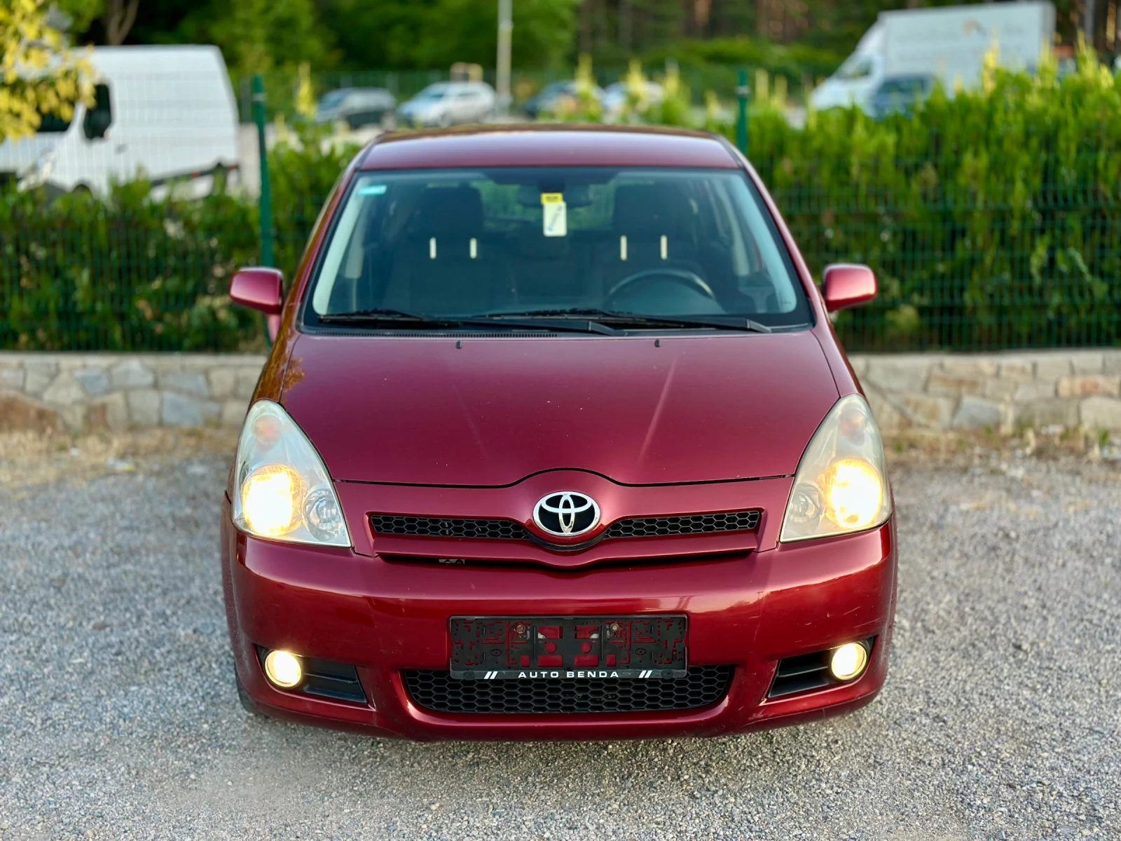 Toyota Corolla verso 2.0 D4D  /7 места/ - изображение 3
