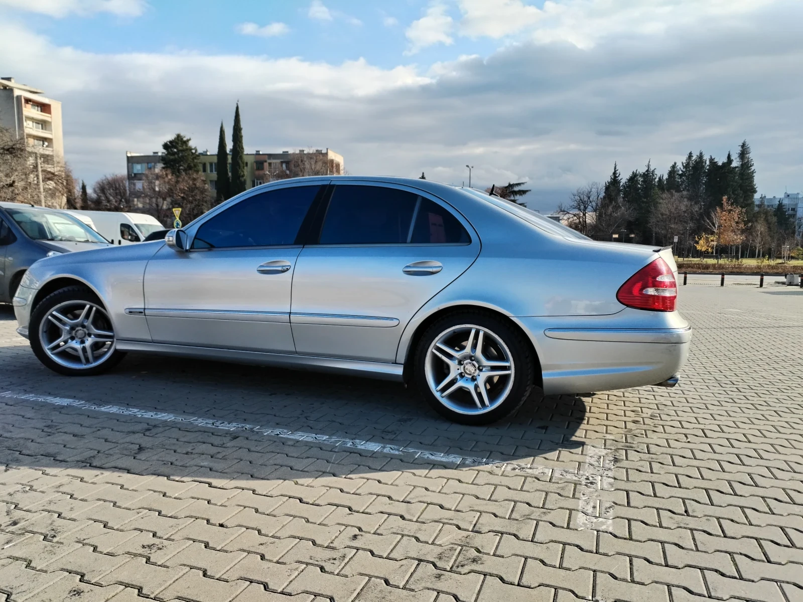 Mercedes-Benz E 320 E320 AMG  пакет Газ - изображение 3