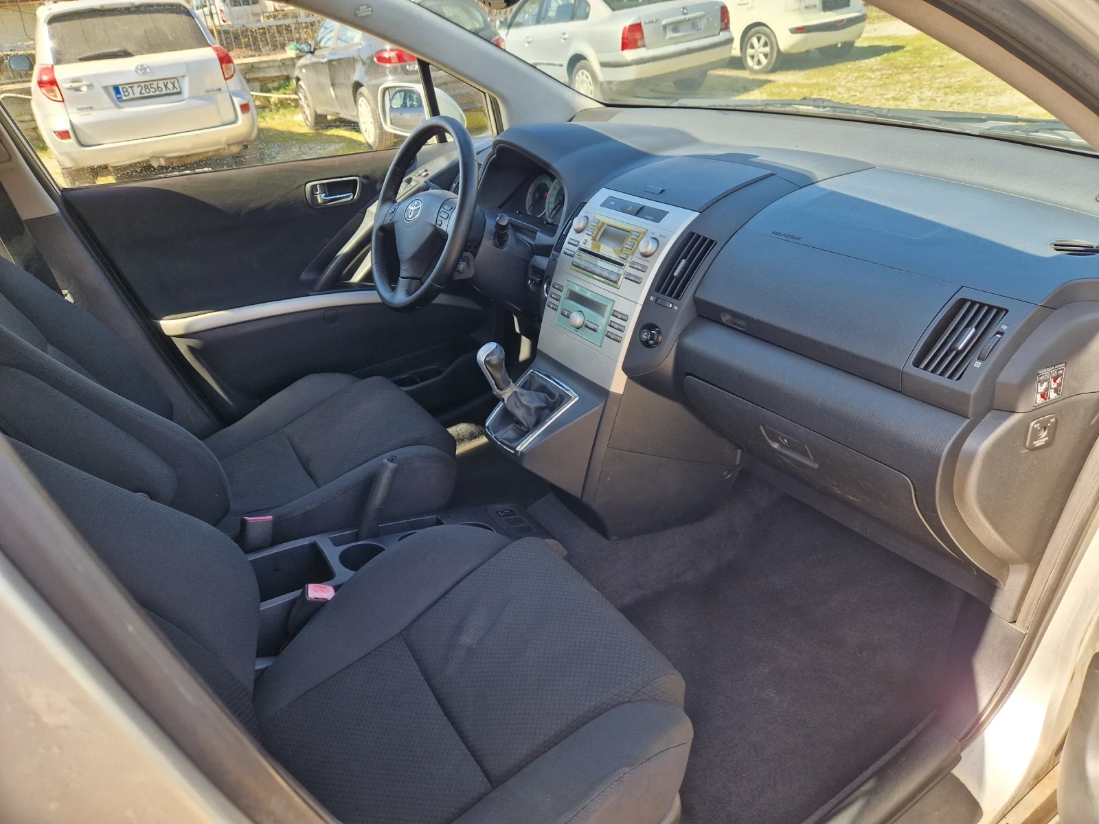 Toyota Corolla verso 2.0D4D, 115кс.05г.Италия, снимка 9 - Автомобили и джипове - 53659705