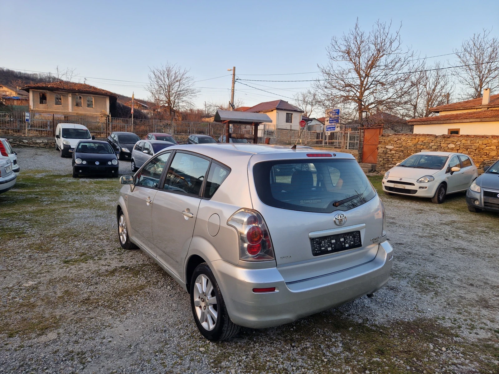 Toyota Corolla verso 2.0D4D, 115кс.05г.Италия, снимка 3 - Автомобили и джипове - 53659705