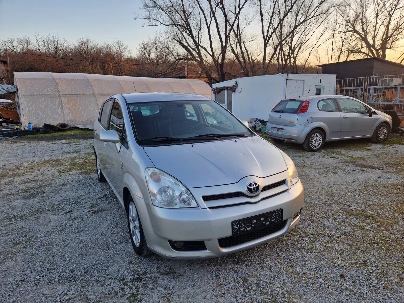 Toyota Corolla verso 2.0D4D, 115кс.05г.Италия, снимка 7 - Автомобили и джипове - 53659705