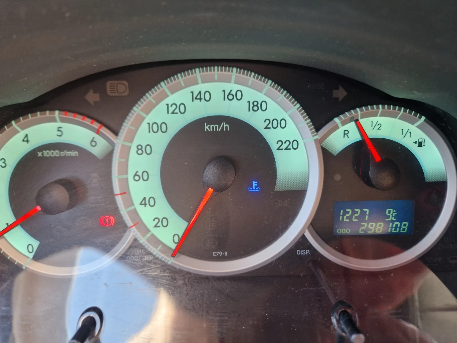 Toyota Corolla verso 2.0D4D, 115кс.05г.Италия, снимка 13 - Автомобили и джипове - 53659705